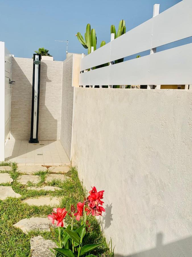 Dolcevitasuites - Modern 3 Bdr Villa In S. Lorenzo Рейтани Экстерьер фото